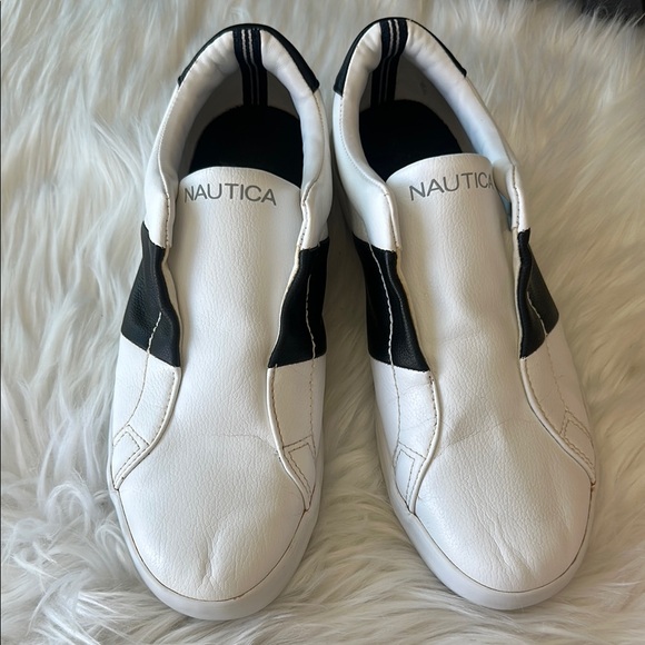 Nautica White and Black Sneakers Sleek Modern Design - Picture 15 of 16